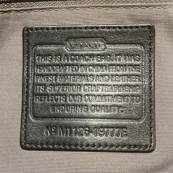 Black Coach bag with scarf - Picture 8 of 8